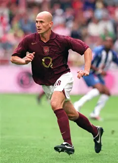 Pascal Cygan's Game-Winning Goal: Arsenal's 2-1 Triumph over Porto at the Amsterdam Tournament, 2005
