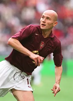 Pascal Cygan's Triumph: Arsenal's Victory over Porto at the 2005 Amsterdam Tournament