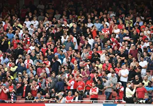 Passionate Clash of Colors: Arsenal vs Chelsea, Premier League 2021-22, Emirates Stadium