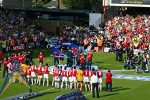 Images Dated 25th September 2002: Pat Rice lifts the Premiership Trophy. Arsenal 2: 1 Leicester City