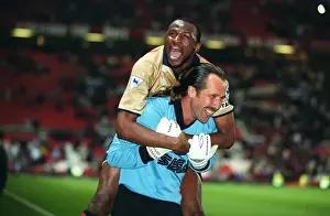 Patrick Vieira and David Seaman celebrate the Arsenal Championship victory after the match