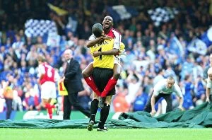 Arsenal v Chelsea FA Cup Final Collection: Patrick Vieira and David Seaman celebrate after the final whistle