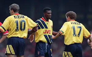 Paul Davis organises Paul Merson and John Jensen in th Arsenal wall