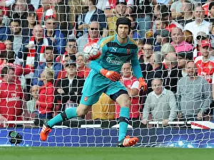 Arsenal V Manchester United 2015/16 Prints: Petr Cech in Action: Arsenal vs Manchester United (Premier League 2015/16)