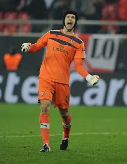 Olympiacos V Arsenal 2015-16 Prints: Petr Cech: Arsenal's Champions League Hero in Piraeus (2015-16)