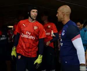 Petr Cech and Tim Howard: A Moment of Sportsmanship Before the Arsenal vs. Everton Clash in Singapore, 2015