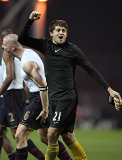 Phileppe Senderos and Lukasz Fabianski (Arsenal) celebrate at the end of the match
