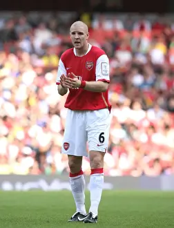 Philippe Senderos in Action: Arsenal's 2-1 Victory over Paris Saint-Germain, Emirates Cup 2007