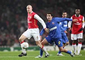 Philippe Senderos (Arsenal) Valentin Badea (Bucuresti)