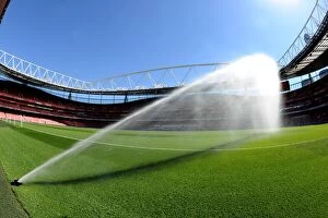Pitch watering. Arsenal 0:2 West Ham United. Barclays Premier League. Emirates Stadium