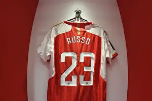 Pre-Match Focus: Alessia Russo's Arsenal Shirt - Arsenal FC vs Chelsea FC (Barclays Women's Super League, 2023-24)