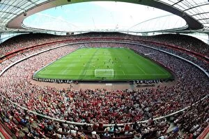 Emirates Stadium Collection: Premier League Showdown: Arsenal vs. Sunderland at Emirates Stadium