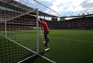 Arsenal V Manchester City 2016-17 Prints: Preparing the Turf: Arsenal v Manchester City, Premier League 2016-17