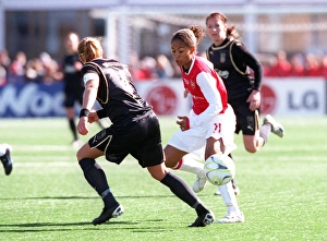 Images Dated 23rd April 2007: Rachel Yankey (Arsenal) Karolina Westberg (Umea)