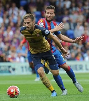 Images Dated 16th August 2015: Ramsey vs. Cabaye: A Premier League Rivalry Ignites - Arsenal vs. Crystal Palace (2015-16)