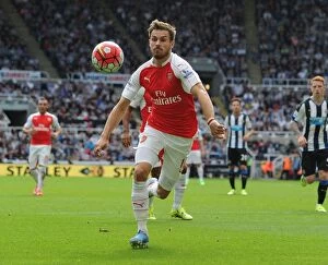 Images Dated 29th August 2015: Ramsey's Performance: Arsenal vs. Newcastle United, Premier League 2015-16