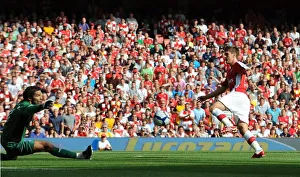 Ramsey Aaron Prints: Ramsey's Stunner: Arsenal's 4th Goal vs. Portsmouth, 2009