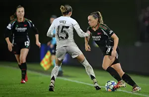 Real Madrid CF v Arsenal FC - UEFA Women's Champions League Quarter Finals First Leg Real Madrid CF v Arsenal FC - UEFA Women's Champions League Quarter Finals First Leg
