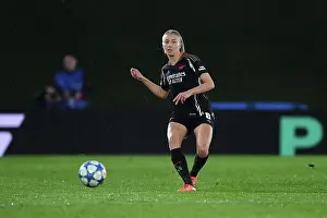 Real Madrid Women V Arsenal Women 2024-25 Prints: Real Madrid CF v Arsenal FC - UEFA Women's Champions League Quarter Finals First Leg Real Madrid CF v Arsenal FC