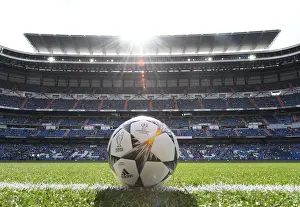 Real Madrid Legends V Arsenal Legends 2018-19 Prints: Real Madrid Legends vs. Arsenal FC Legends: Clash of Champions at Bernabeu (2018-19)