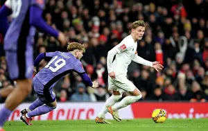No More Red: Arsenal and Liverpool Clash in Historic All-White Kits in Emirates FA Cup Third Round