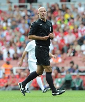 Referee Howard Webb. Arsenal Legends 4: 2 Milan Glorie. Arsenal Foundation Charity Match