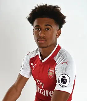 Reiss Nelson at Arsenal First Team Photocall (2017-18)