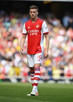 Rob Holding in Action: Arsenal vs Leeds United, Premier League 2021-22