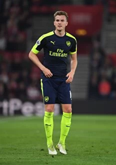 Images Dated 10th May 2017: Rob Holding in Action: Southampton vs Arsenal, Premier League 2016-17