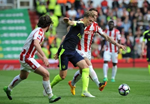 Rob Holding (Arsenal) Marko Arnautovic (Stoke). Stoke City 1:4 Arsenal. Premier League Rob Holding (Arsenal) Marko Arnautovic (Stoke). Stoke City 1:4 Arsenal. Premier League