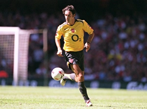 Robert Pires in Action: Arsenal vs Chelsea, FA Community Shield 2005, The Millennium Stadium