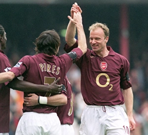 Images Dated 17th April 2006: Robert Pires celebrates scoring Arsenals 2nd goal with Dennis Bergkamp