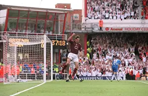 Robert Pires Thrilling Goal: Arsenal's First in a 4-2 Victory over Tottenham Hotspur, FA Premiership, 2006