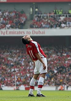 Arsenal v Wigan Athletic 2009-10 Collection: Robin van Perise (Arsenal)
