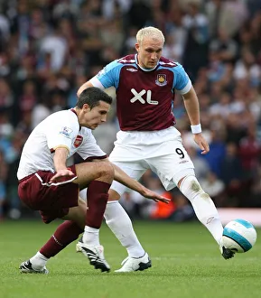 Images Dated 1st October 2007: Robin van Perise (Arsenal) Dean Ashton (West Ham)