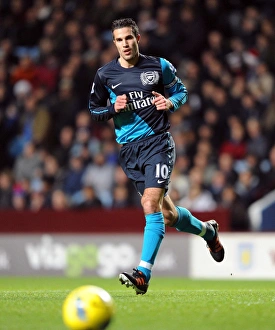 Robin van Persie: In Action for Arsenal Against Aston Villa, Premier League 2011-12