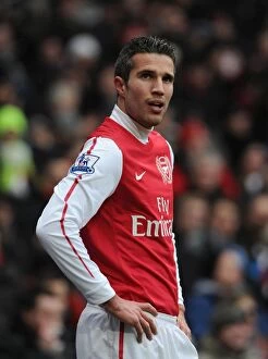 Images Dated 4th February 2012: Robin van Persie in Action for Arsenal against Blackburn Rovers, Premier League 2011-12