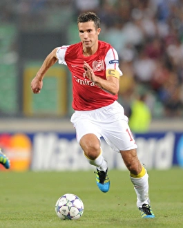 Robin van Persie in Action: Arsenal vs. Udinese, UEFA Champions League Play-Off, 2011