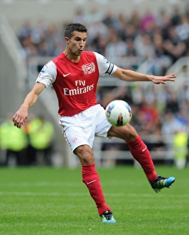 Robin van Persie in Action: Newcastle United vs. Arsenal, Premier League 2011-12