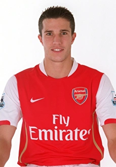 <b class=qtipBold><figcaption>Robin van Persie (Arsenal)</figcaption></b><br>Robin van Persie (Arsenal). Arsenal 1st Team Photocall. Emirates Stadium, Islington, London, 10/8/06. Credit: Arsenal Football Club / Stuart MacFarlane.<br><em>© 2006 Arsenal Football Club PLC. All Rights Reserved.</em> Robin van Persie (Arsenal)
