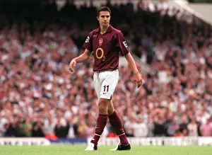 Robin van Persie (Arsenal). Arsenal 2: 0 Newcastle United. FA Premier League