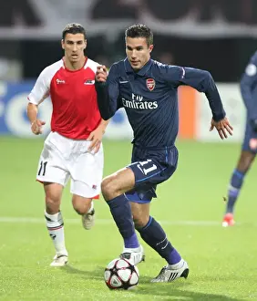 Robin van Persie (Arsenal) Maarten Martens (AZ Alkmaar)