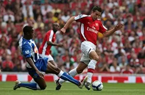 Robin van Persie (Arsenal) Mohamed Diame (Wigan)