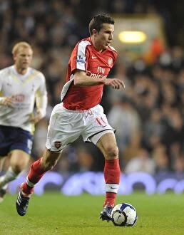 Images Dated 14th April 2010: Robin van Persie (Arsenal). Tottenham Hotspur 2: 1 Arsenal, Barclays Premier League