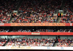 Robin van Persie banner. Arsenal 3: 0 Aston Villa. Barclays Premier League