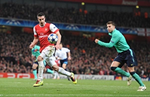 Arsenal v Barcelona 2010-11 Gallery: Robin van Persie breaks past Barcelona defender Gerard Pique to score the 1st Arsenal goal