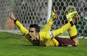 Robin van Persie celebrates scoring the 3rd Arsenal goal. Leeds United 1: 3 Arsenal