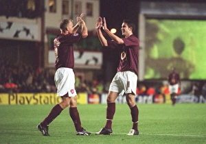Arsenal v Sparta Prague (2005-6) Collection: Robin van Persie celebrates scoring Arsenals 2nd goal (his 1st) with Dennis Bergkamp