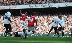 Images Dated 26th February 2012: Robin van Persie Scores the Decisive Goal: Arsenal vs. Tottenham, Premier League 2011-12