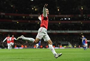 Images Dated 10th December 2011: Robin van Persie Scores First Goal: Arsenal vs. Everton, Premier League 2011-12